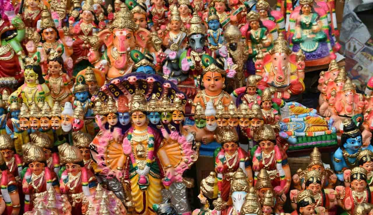 Statuette Di Divinità Indù Indiane