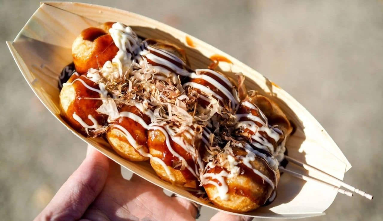 Street food, takoyaki