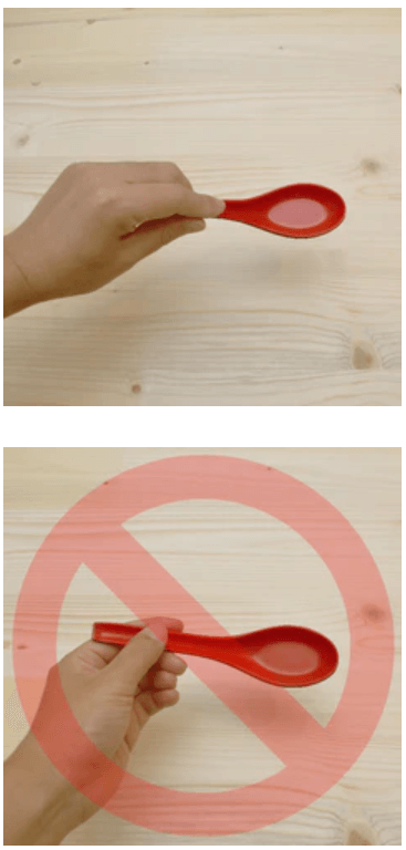 come tenere il cucchiaio del ramen