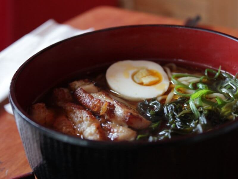 ramen di maiale ricetta